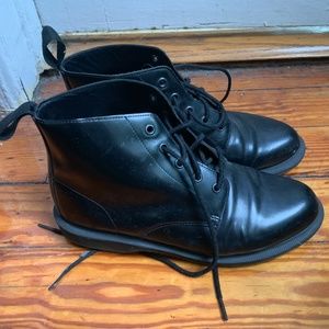 Dr. Martens - Emmeline boot, size 9